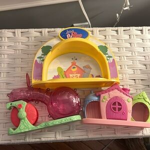Littlest pet shop play set bundle